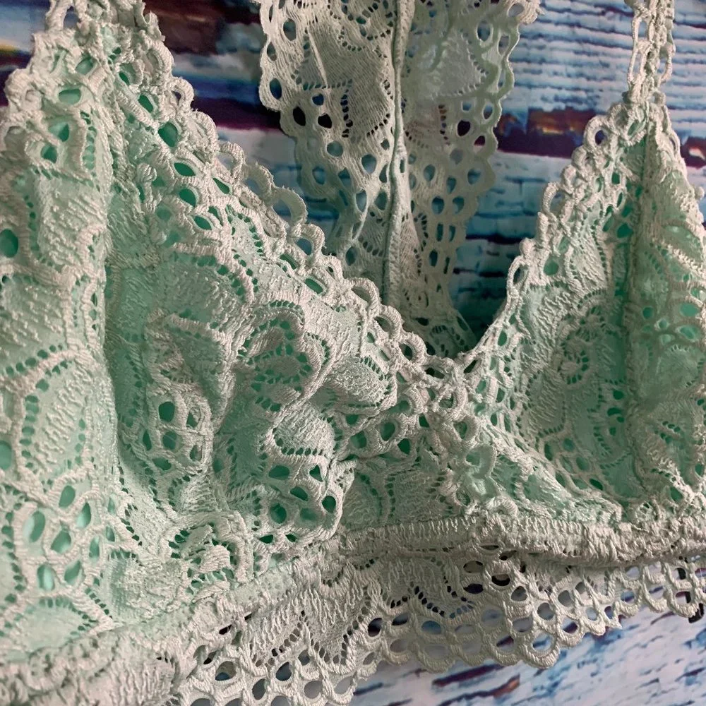 Aerie Lace Bralette - Picture 3 of 5